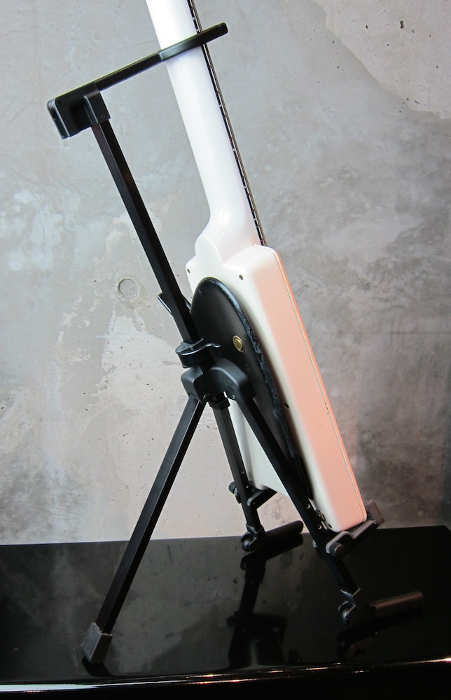 Guitar Stand for Steinberger Guitar & Bass 和久屋＜Wakuya＞