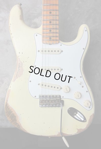 画像1: Fender Custom Shop 1969 Stratocaster Relic White
