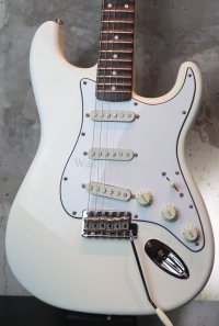 Davis Custom Guitars Yngwie Malmsteen Scalloped Stratocaster / Olympic White