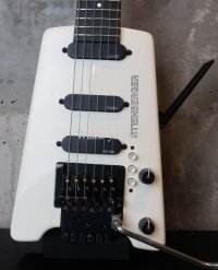 Steinberger GL-3T 1st ’86 / White