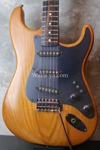 Valley Arts '78　Stratocaster SSS / Natural