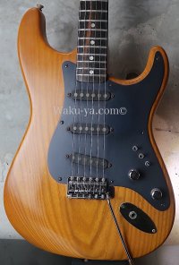 Valley Arts '78　Stratocaster SSS / Natural 