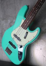 Fender Custom Shop '60s Jazz Bass Light Relic /  Sea Foam Green