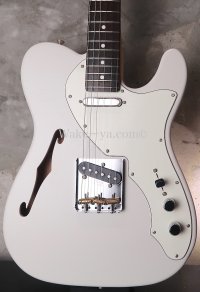 Fender MIJ Limited Telecaster® Thinline / Kusumi White