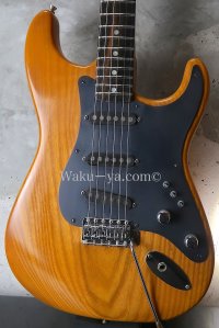 Valley Arts '78　Stratocaster SSS / Natural 