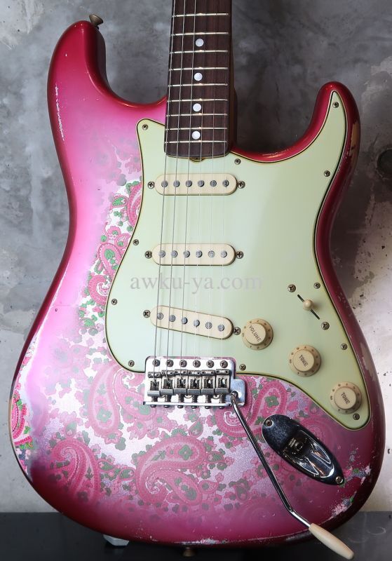 画像1: Fender Custom Shop 1968 Stratocaster Relic Masterbuilt by Greg Fessler / Pink Paisely