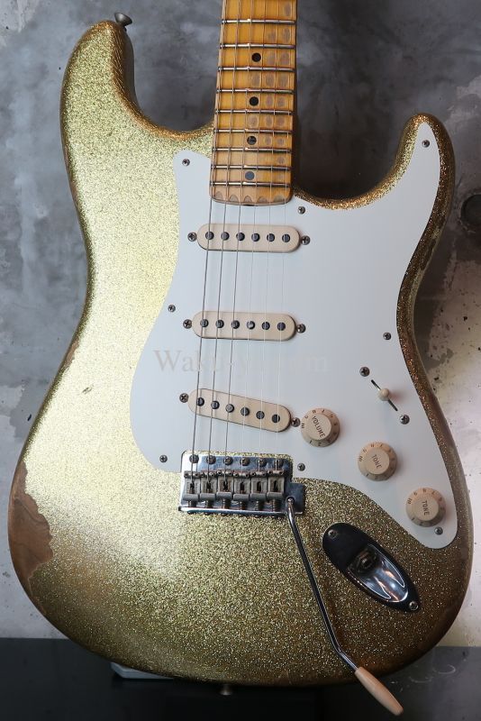 画像1: Fender Custom Shop 1957 Stratocaster Relic  / Gold Sparkle 