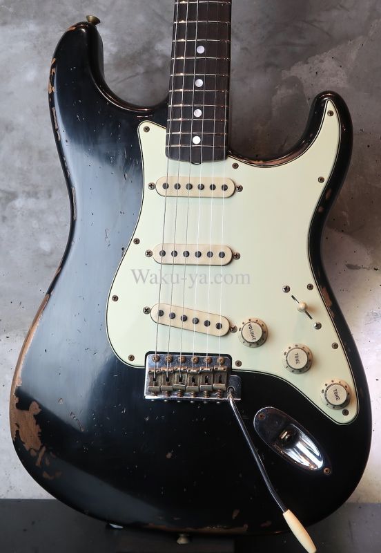 画像1: Fender Custom Shop '68  Stratocaster Michael Landau Signature  Heavy Relic  Black 
