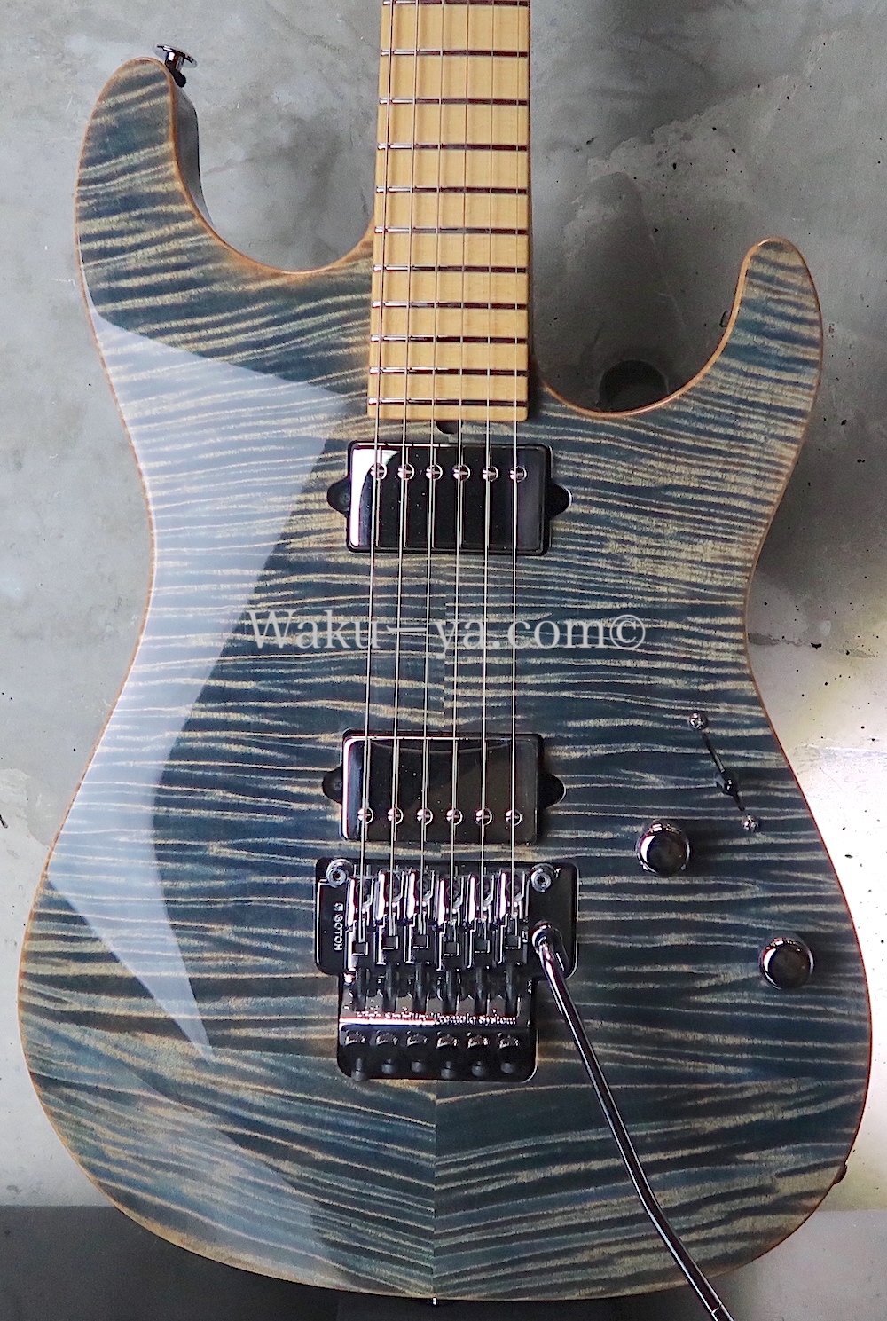 Suhr Standard / Trans Blue Denim Slate 