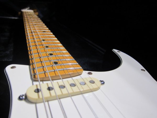 画像3: Fender '84 STRATOCASTER / Black (3)