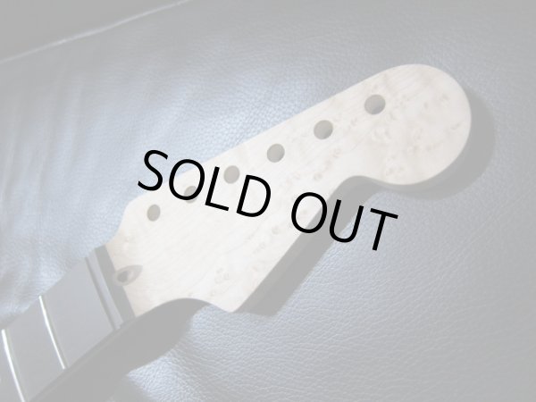 画像3: WARMOTH Radius Ebony / Birdseye Maple Neck 22F / Small head STRATOCASTER®  (3)