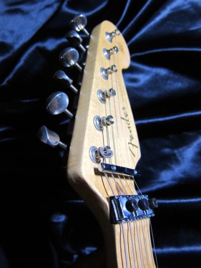 画像1: Fender Custom Shop 1956 STRATOCASTER  ／Harry K Cody / Master Builder Larry Brooks / Shoreline Gold