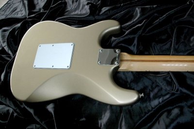 画像3: Fender Custom Shop 1956 STRATOCASTER  ／Harry K Cody / Master Builder Larry Brooks / Shoreline Gold