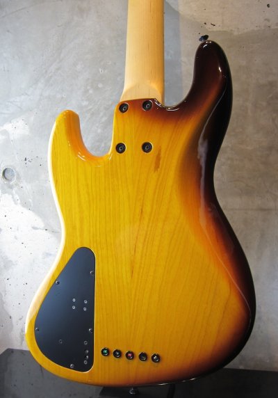 画像3: Xotic USA  XJ-1 5-String Pudding Sunburst 