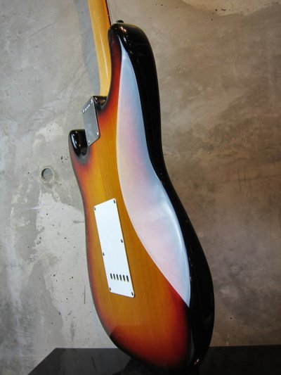 画像2: Fender USA '62 Reissue STRATOCASTER / Sunburst 