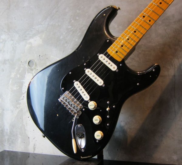 画像2: Fender Custom Shop David Gilmour "Relic" Stratocaster / Black  (2)