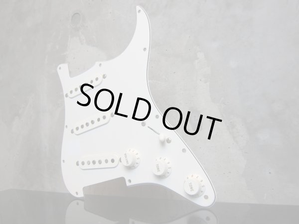 画像5: Fender USA Stratocaster Pickguard Assembly  (5)