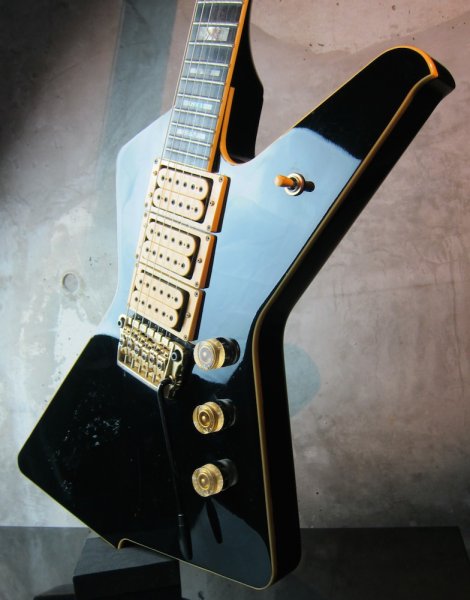 画像5: Ibanez Destroyer II / Phil Collen Explorer Model 1984  (5)
