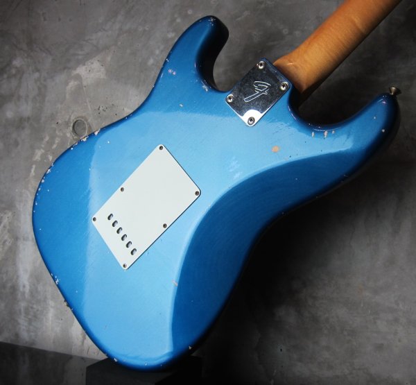 画像6: Fender Custom Shop 69 Stratocaster Relic Lake Placid  Blue  (6)