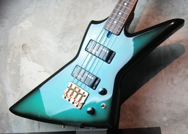 画像7: Aria Pro II ZZB Deluxe 80's / Blue-Black Sunburst  (7)