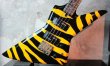 画像7: Aria Pro II ZZB Deluxe Bass 80's / Tiger Zebra Stripe  (7)