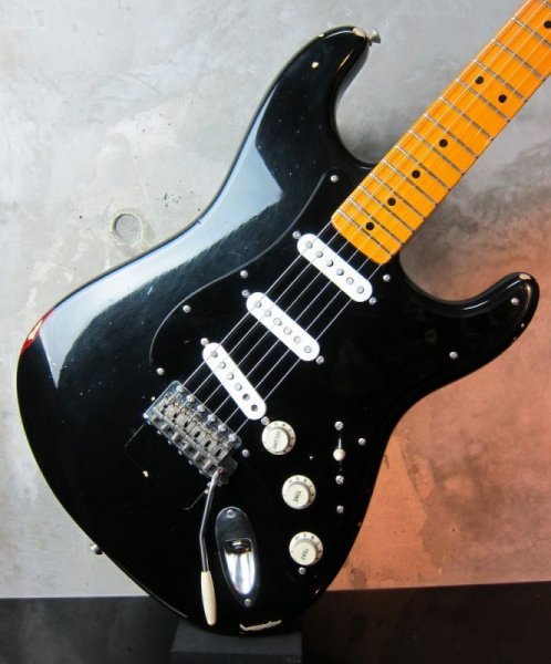 画像8: Fender Custom Shop David Gilmour "Relic" Stratocaster / Black  (8)