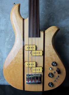 B.C. Rich Eagle Bass / Natural - 和久屋<Wakuya>