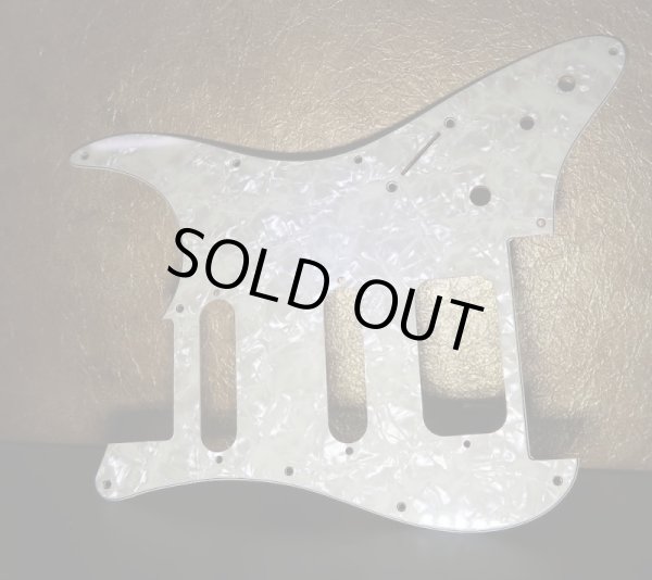 画像3: Tom Anderson Original  Pearloid Pickguard (3)