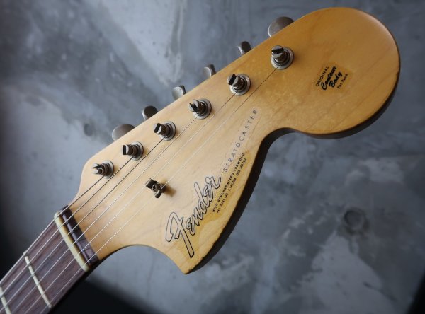 画像2: Fender Custom Shop 1966 Stratocaster Relic / Ocean Turquoise (2)