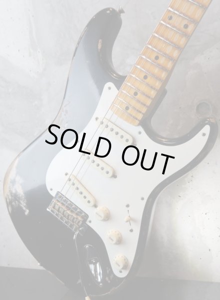 画像10: Fender  USA Custom Shop 1957 Heavy Relic Stratocaster Aged Blackie (10)