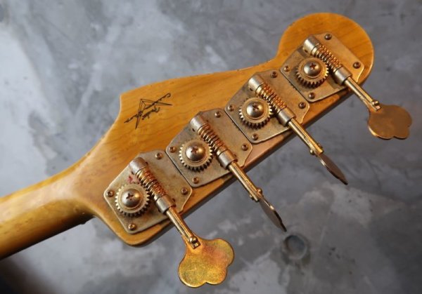 画像6: Fender USA Custom Shop Jazz-Bass '60s STACK KNOB/ Relic Aged /Green Sparkle  (6)