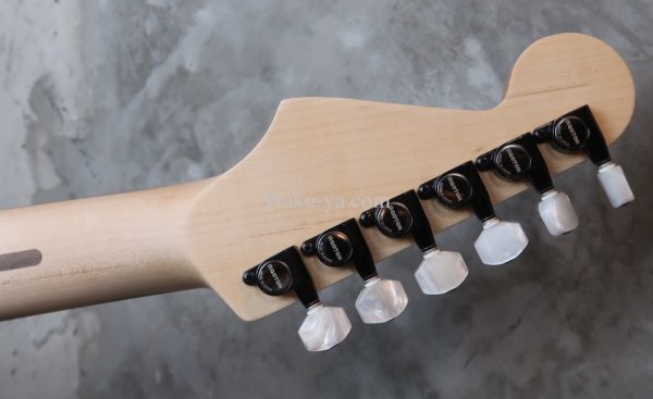 画像6: Charvel USA Custom shop "Jake E. Lee" Signature  (6)