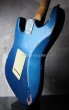 画像6:  Davis Custom Guitars Stratocaster VSS Relic / Flame Maple Neck / Cobalt Blue  (6)