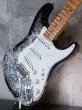 画像5: Fender Custom Shop Staratocaster Ltd Mischief Maker Heavy Relic / Black  Paiseley  (5)