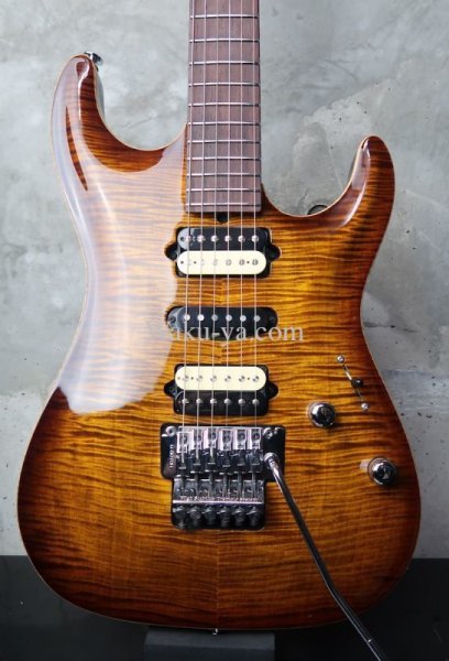 画像9: Suhr Standard Carve Top Light Bengal Burst (9)