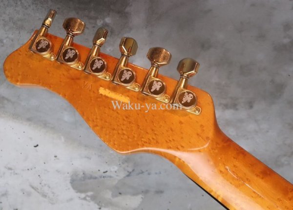 画像7: Valley Arts Custom Pro USA Quilted Maple H-S-H / Natural Amber (7)