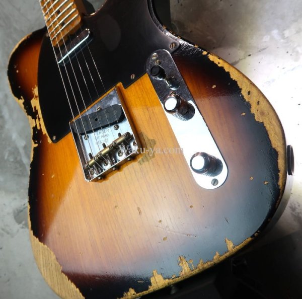 画像9: Fender Custom Shop 1952 Telecaster Relic Sunburst  (9)