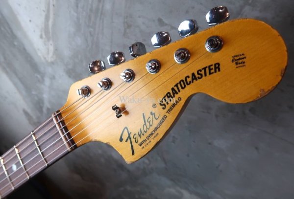 画像3: Fender Custom Shop '69 Stratocaster Heavy  Relic / Vintage White (3)