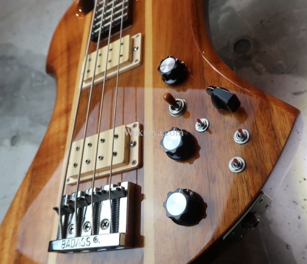 画像9:  B.C. Rich Mockingbird Bass Koa ’77 / Red Pin  (9)