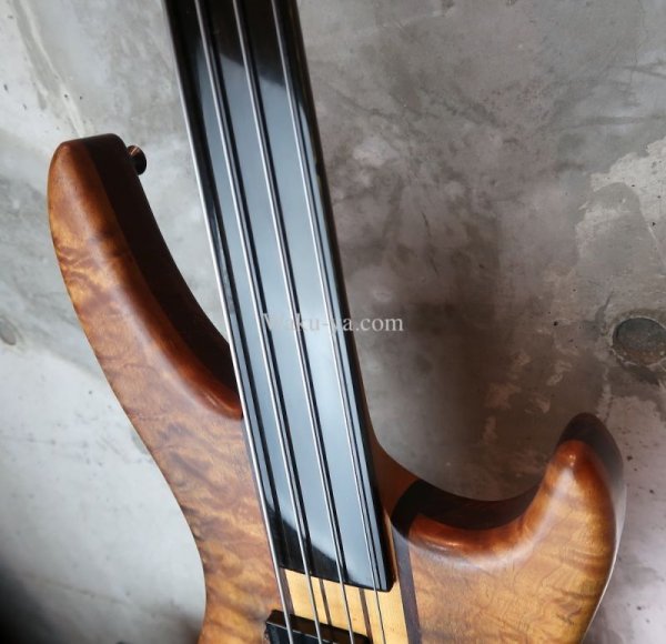 画像11: B.C. Rich USA Innovator Fretless Bass '95 (11)