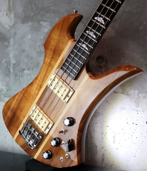 画像5:  B.C. Rich Mockingbird Bass Koa ’77 / Red Pin  (5)