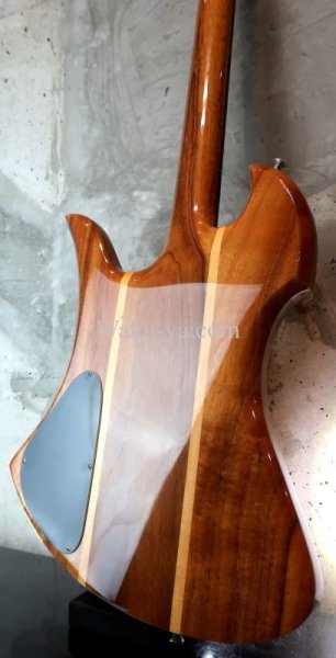 画像6:  B.C. Rich Mockingbird Bass Koa ’77 / Red Pin  (6)