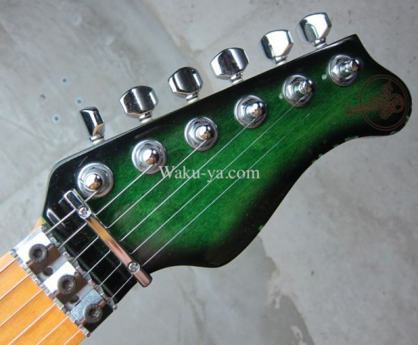画像2: Valley Arts Custom Pro USA Green Sunburst 1P Flame Maple  (2)