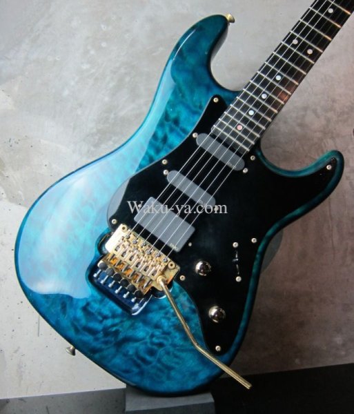 画像8: Valley Arts Custom Pro Maple Top / Trans Blue (8)