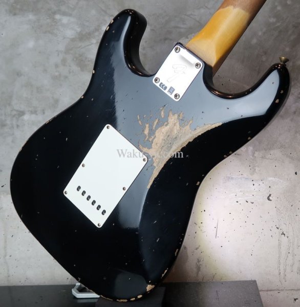画像13: Fender Custom Shop 1969 S-S-H  Stratocaster  Heavy Relic  Black (13)