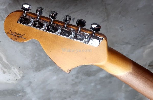 画像7: Fender Custom Shop 1969 S-S-H  Stratocaster  Heavy Relic  Black (7)