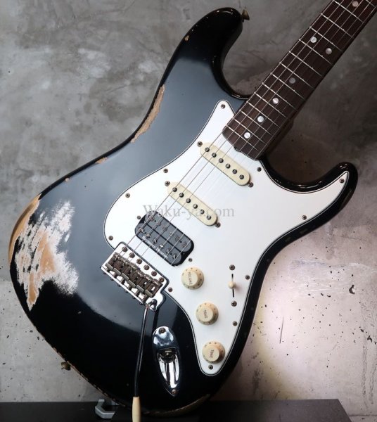 画像14: Fender Custom Shop 1969 S-S-H  Stratocaster  Heavy Relic  Black (14)