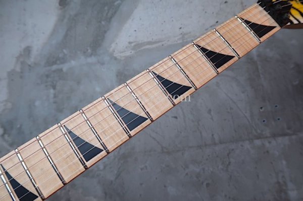 画像4: Charvel USA Custom Shop Master-built San Dimas 2H / Pointy Bengal  (4)