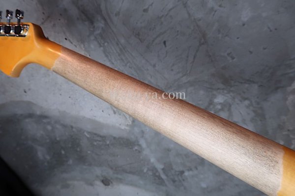 画像8: Fender Custom Shop 1969 Heavy Relic Stratocaster  RW / Olympic White (8)