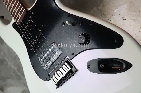 画像11: Charvel USA Custom shop "Jake E. Lee" Signature  (11)